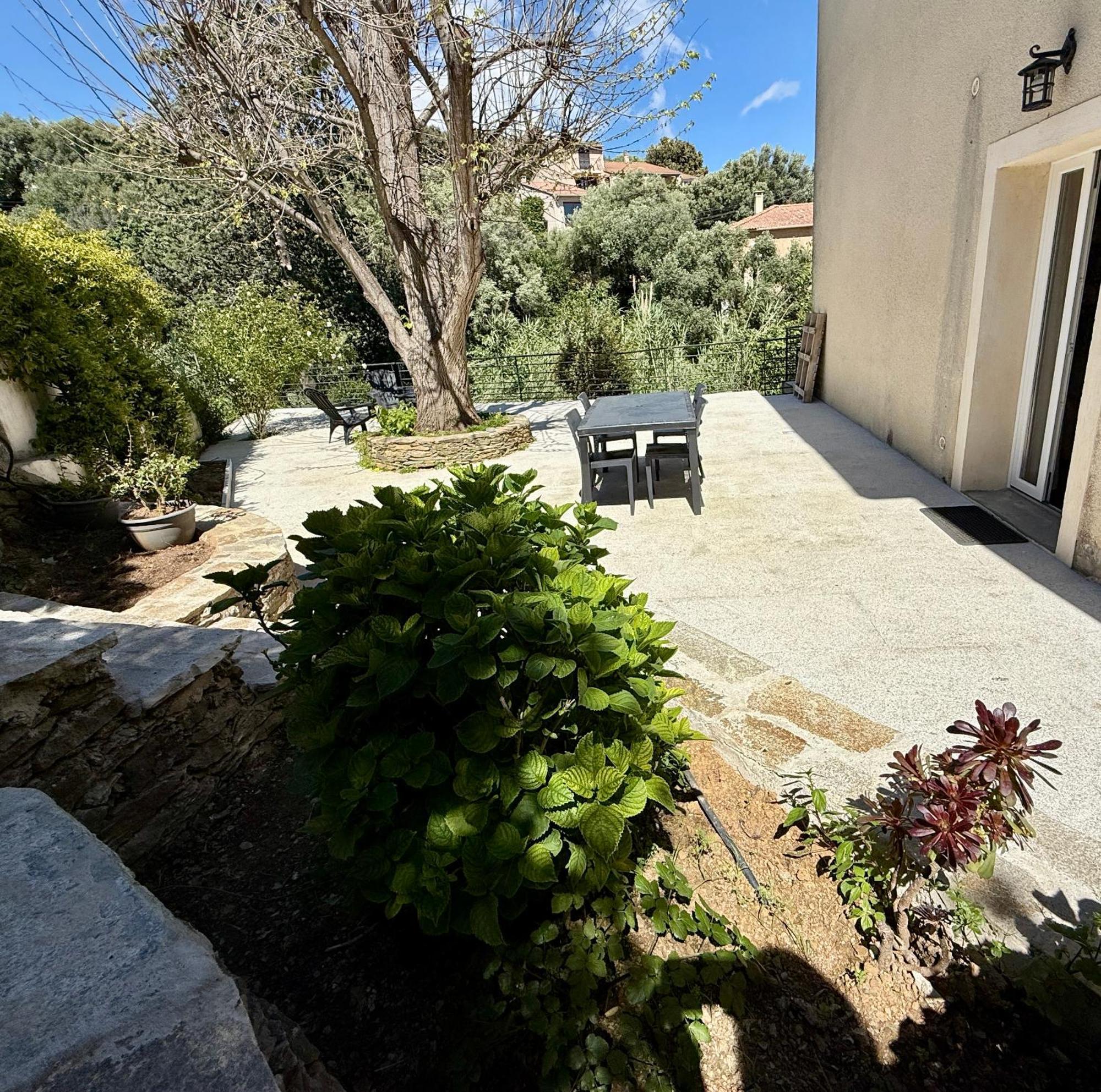 A Casa Corbaia Appartement 40 M2, Jardin Prive, Parking, Proche Centre Ville Et Mer Apartment 40 M2, Private Garden Parking Near Town Center And Sea Port And Airport Bastia  Eksteriør bilde