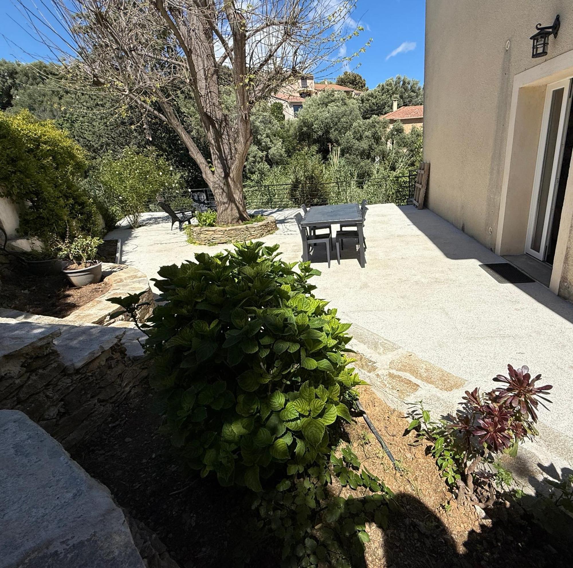 A Casa Corbaia Appartement 40 M2, Jardin Prive, Parking, Proche Centre Ville Et Mer Apartment 40 M2, Private Garden Parking Near Town Center And Sea Port And Airport Bastia  Eksteriør bilde
